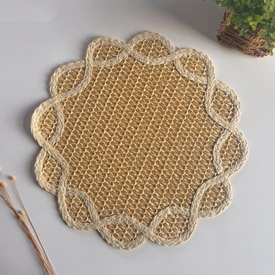 Woven Placemat Heat Insulation Non-Slip Table Mat Retro Petal Shape Dining Mat