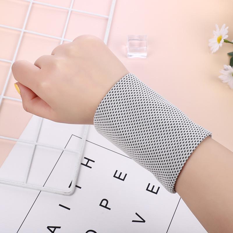 

Унисекс Охлаждающий Спортивный Напульсник: Дышащая, Влагоотводящая Поддержка для Фитнеса, Тяжелой Атлетики, Бега и Велоспорта серый