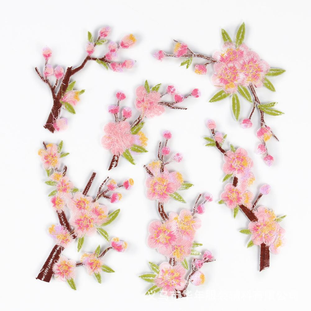 D5 2PCS Plum Blossom Embroidery Patches Sakura Flower Floral Branch Appliques Iron On Cloth Cheongsam Stickers For Sewing Repair