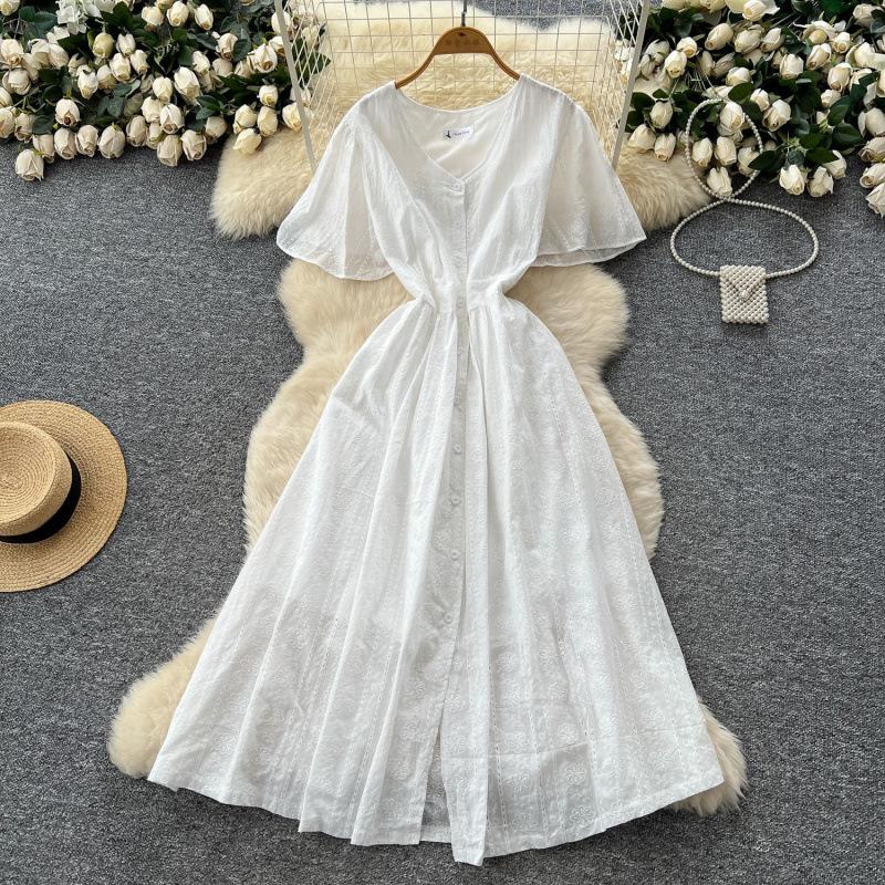 Summer women's niche French heavy industry embroidery waist V-neck short-sleeved dress women's thin temperament single-breasted long dress
