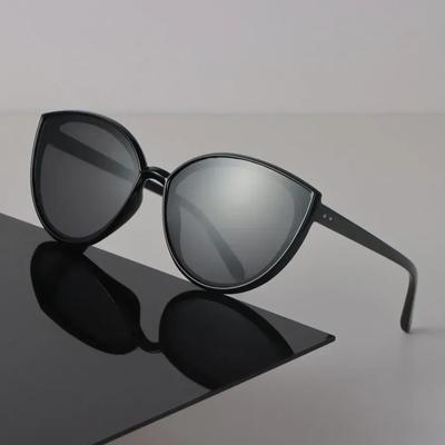 Sexy Cat Eye Sunglasses Women Men Black Sun Glasses Classic Designer Eyewear Fashion Colorful Mirror Lens Brand