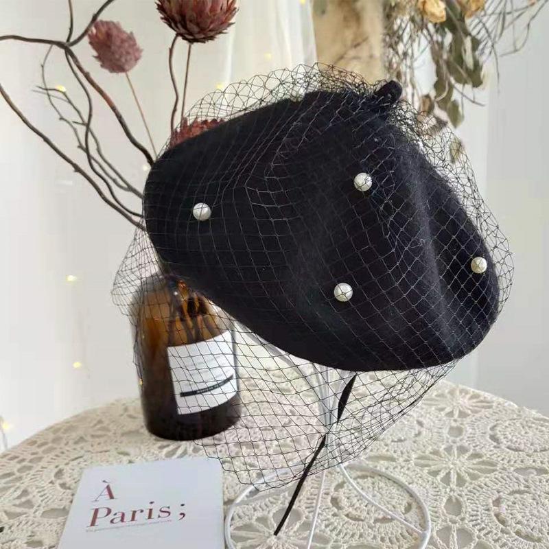 Autumn and winter woolen pearl mesh beret children British retro painter hat pumpkin bud hat tide