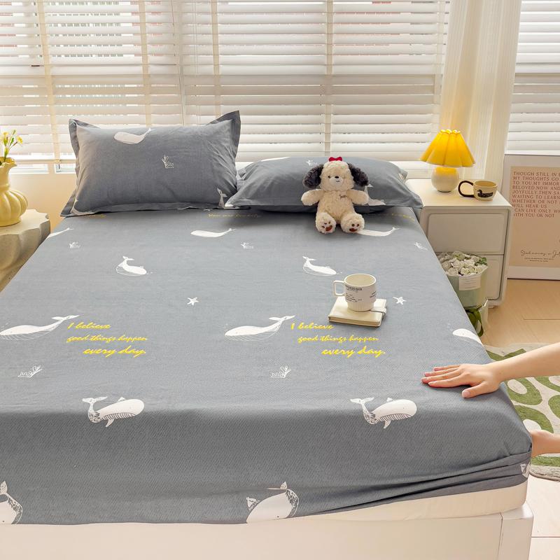 Romantic Love Bow Pattern Fitted Sheet Set Skin-friendly Breathable 3Pcs Mattress Cover with Elastic Band Queen Size Bedding Set