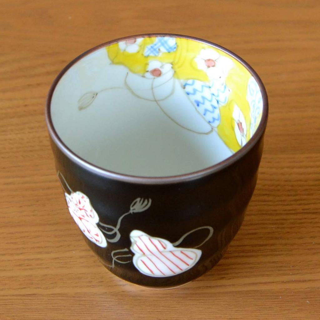 Auspicious gift for women celebrating wishing them good health and Arita ware with a Comes in a wooden box with retirement, prosperity. teacup, red,