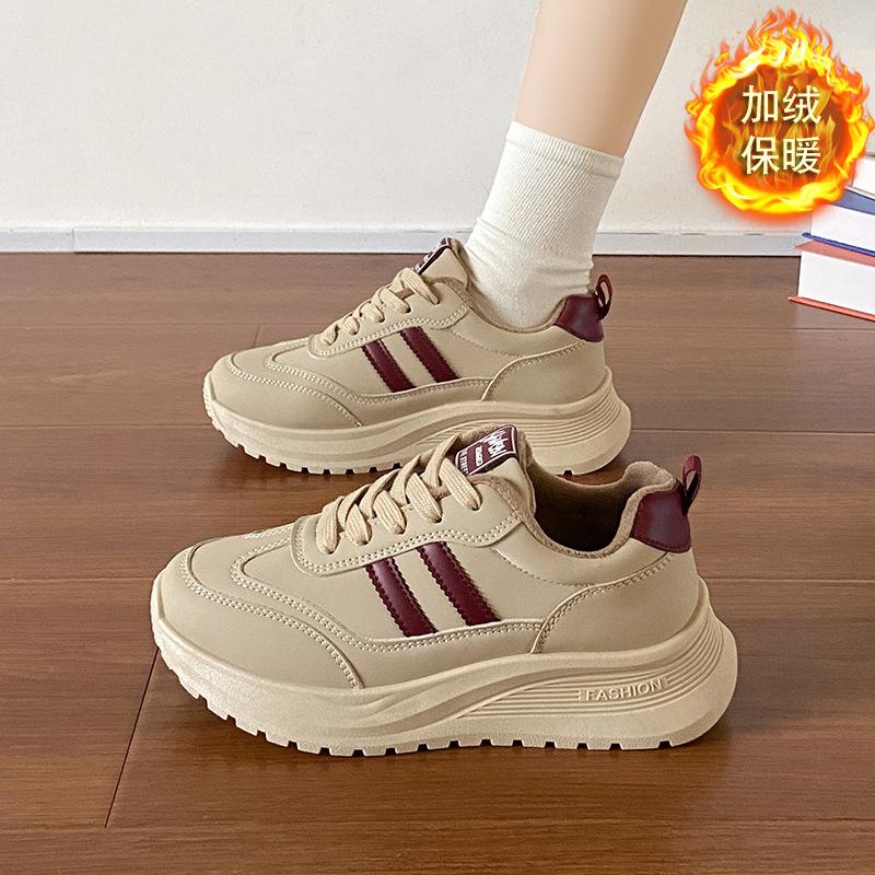 

Autumn and winter new women s velvet Forrest Gump shoes student fashion versatile warm sports casual shoes popular German training shoes 40