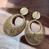 Medieval Exaggerated Gold Circle Light Luxury High-end Fashion Face-showing Small Earrings