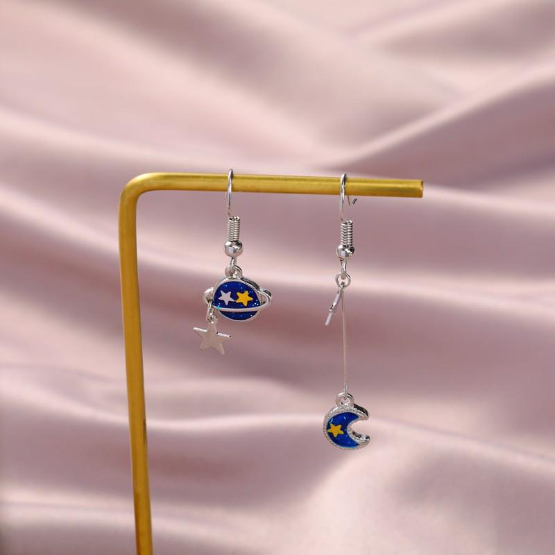 S925 Silver Geometric Tassel Stud Earrings: Fashionable Korean Style, Elegant Design, Versatile for Women