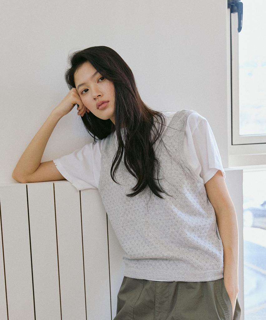 Peulob Scallop Knit Top Light Gray