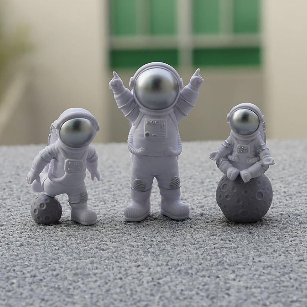 3 Piece Astronaut Figurines Cute Nordic Style PVC Spaceman Desk Decor for Cake Decoration Kids Room