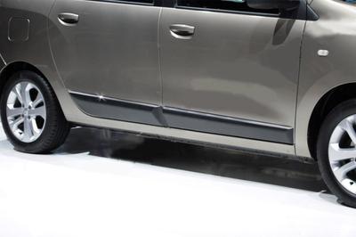 Lišta dveří (4 ks, nerez) pro Renault Lodgy 2013-2022