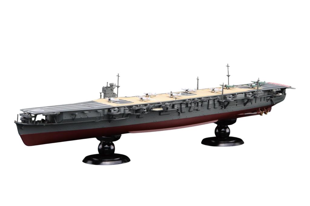 Imperial Japanese Navy Series Japanese Navy Aircraft Carrier Soryu Full Hull Model Wooden Deck Plastic Model 1/700 No.24 EX-2 (with Stickers)