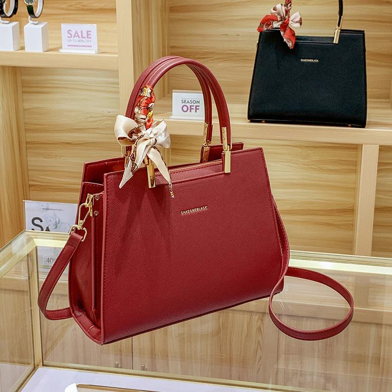 Women's Bag Gifts for Mother's Day  New Spring and Summer Style  Women's Large Capacity One Shoulder Handbag
