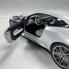 FREESTYLE XiaoGuang MODELL 1/18 Maßstab Aston Martin DB12 2024 (Mit austauschbaren Rädern) Weiß lackiertes Modell 8241221W