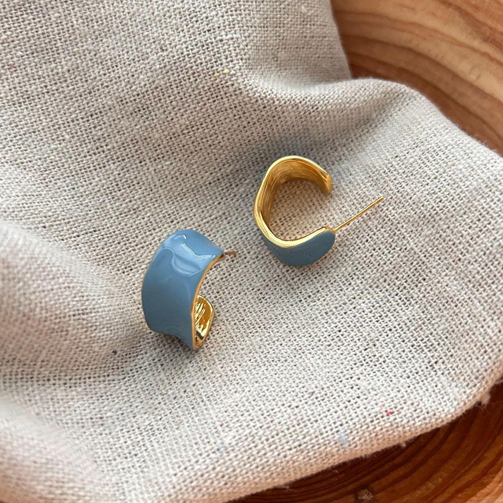 Semi-Round Drop Glaze Wide-Sided Metal Stud Earrings, Simple And Versatile Light Luxury, Unique Retro Maillard Temperament Earrings