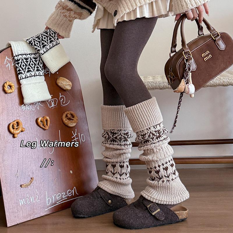 Retro Fel Island Chunky Socks - Thick and Warm Wool Leggings for Autumn and Winter - Grey Diamond Pattern