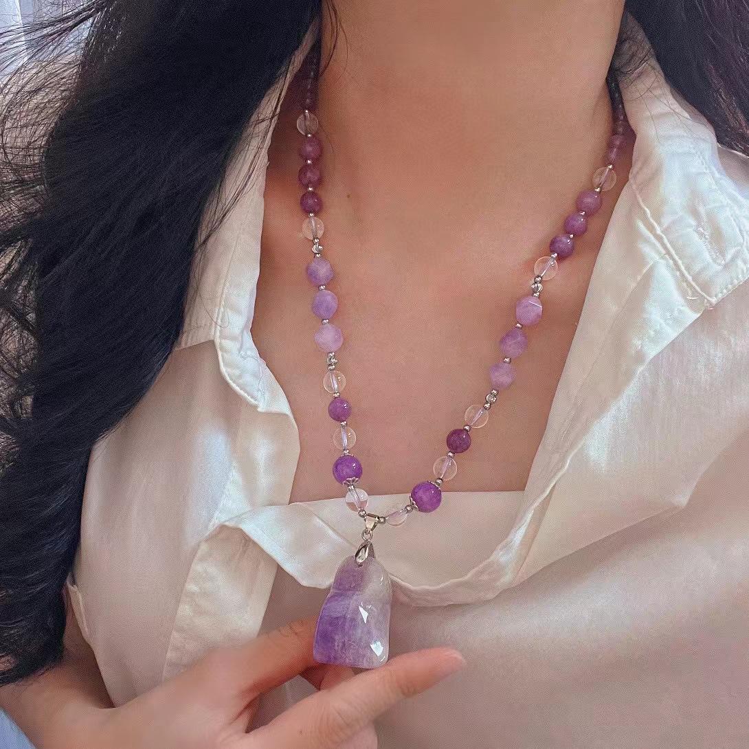 

Vintage Purple Quartz Rock Natural Amethyst Pendant Necklace Sweater Chain Niche Design Collarbone Chain