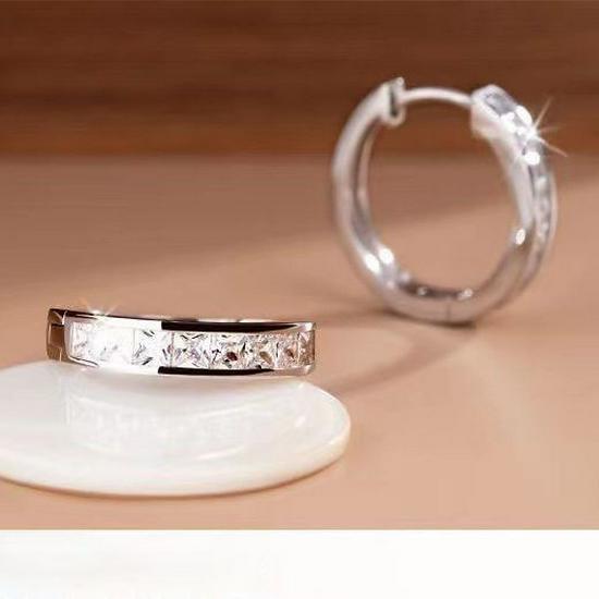 Luxury Korean Rhinestone Hoops: Sparkly Moissanite Earrings for Men & Women