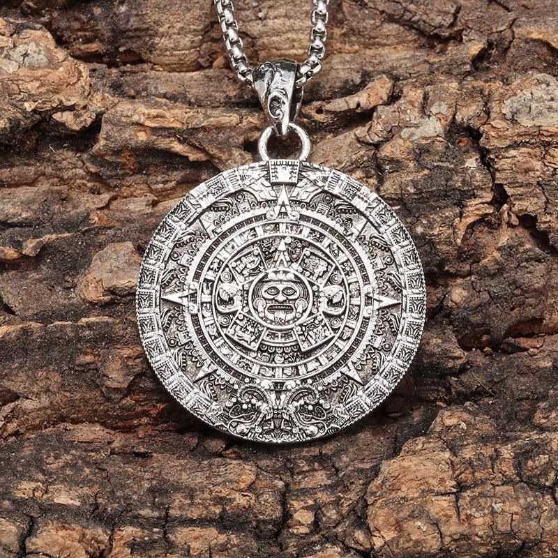 Joyas con Medallón de Calendario Solar, Joyería de Lujo Ligero, Collar Colgante Estilo Dopamina