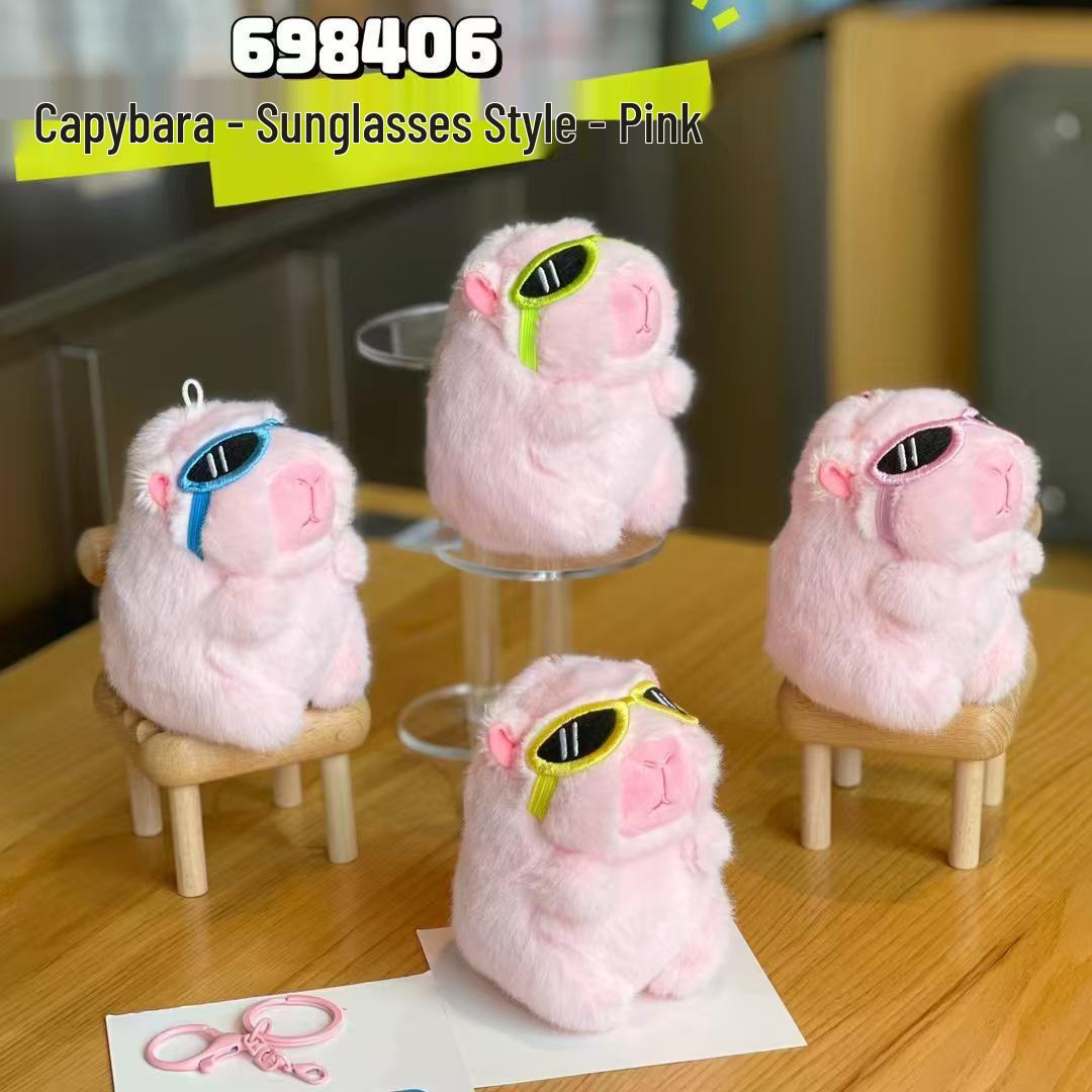 Adorable Capybara Sunglasses & Keychain Claw Machine Doll Pendant 12 cm