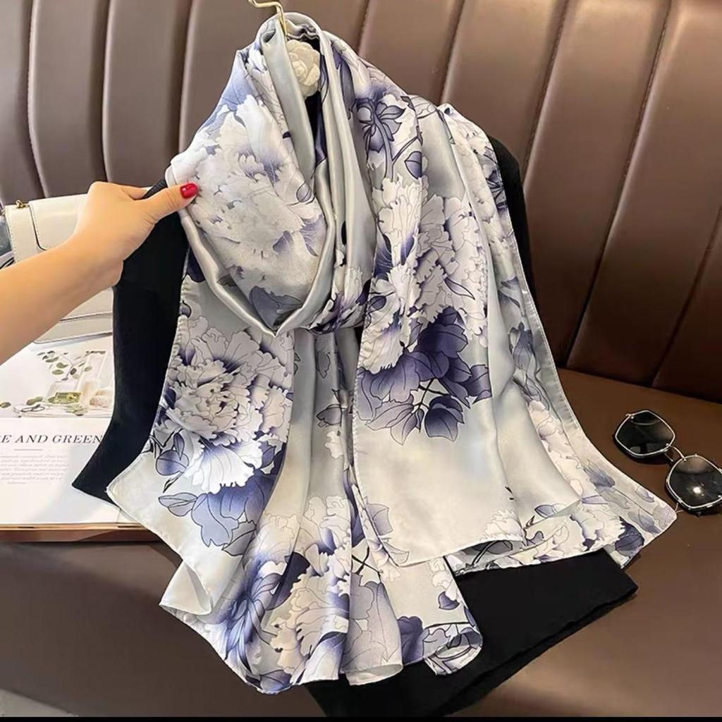 Blue & White Porcelain Silk Scarf: Women's Spring/Summer Li Brocade Cheongsam Shawl & Sun Protection Beach Towel