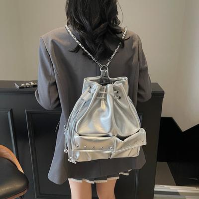 Leisure Locomotive Wind Commuter Large Capacity Backpack New Fashion Chain Backpack Leisure Bucket Bag