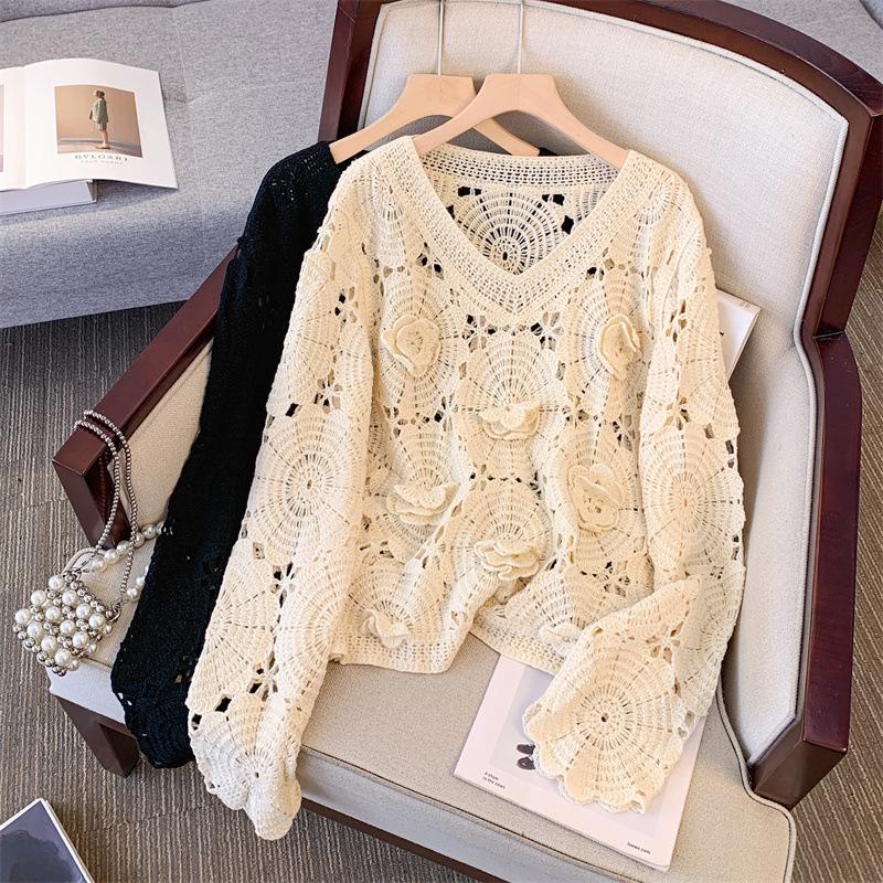 Early Autumn Niche Design Sense Flower Hollow Knitted Sweater Plus Size Women's Fashion V-neck Blouse Top