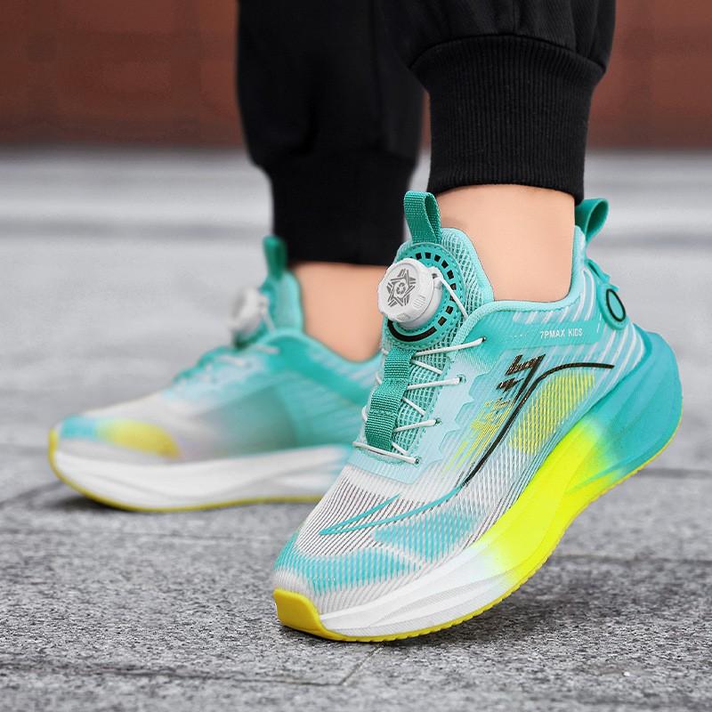 Boys Running Shoes Lightweight Breathable Mesh Athletic Sneakers Kids Teens Sports Outdoor Activity