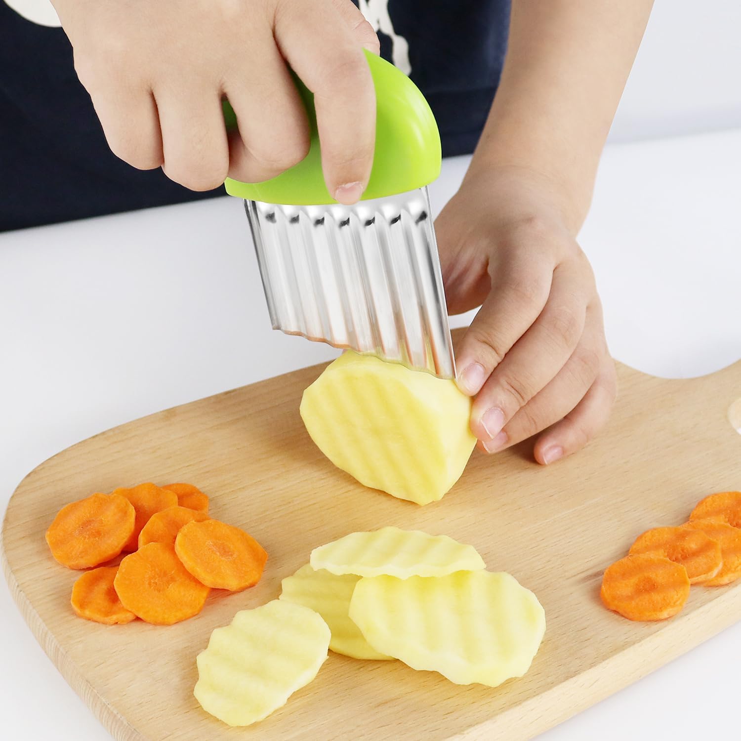 2 Pack Crinkle Cutter Crinkle Wavy Chopper Cutter Stainless Steel Fry Wavy Slicer for Potato Carrot Chip Vegetable