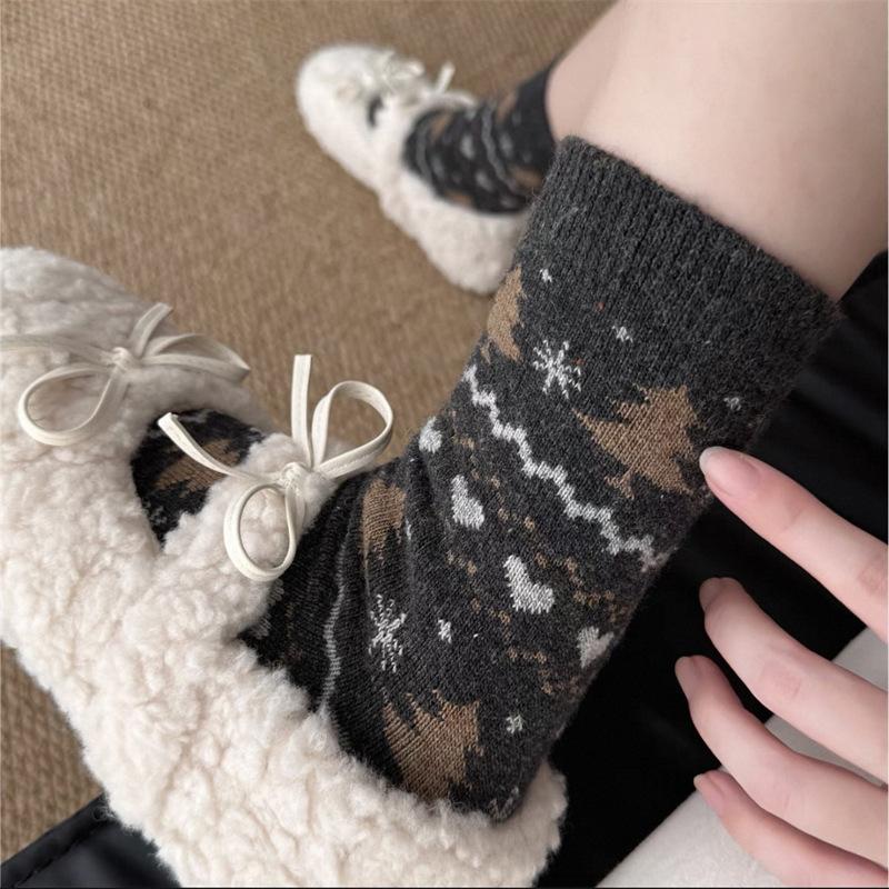 Christmas Tree Winter Thickened Socks To Keep Warm Wool Medium Tube Socks Ideas Xiaohongshu Same Stacking Socks Women'S Socks