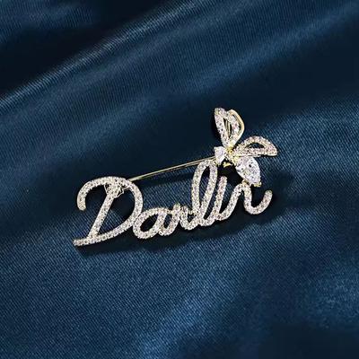 Fashion Alphabet Brooch High-End Women'S Personality Versatile Corsage Light Luxury High-End Design Pin Suit Accessories