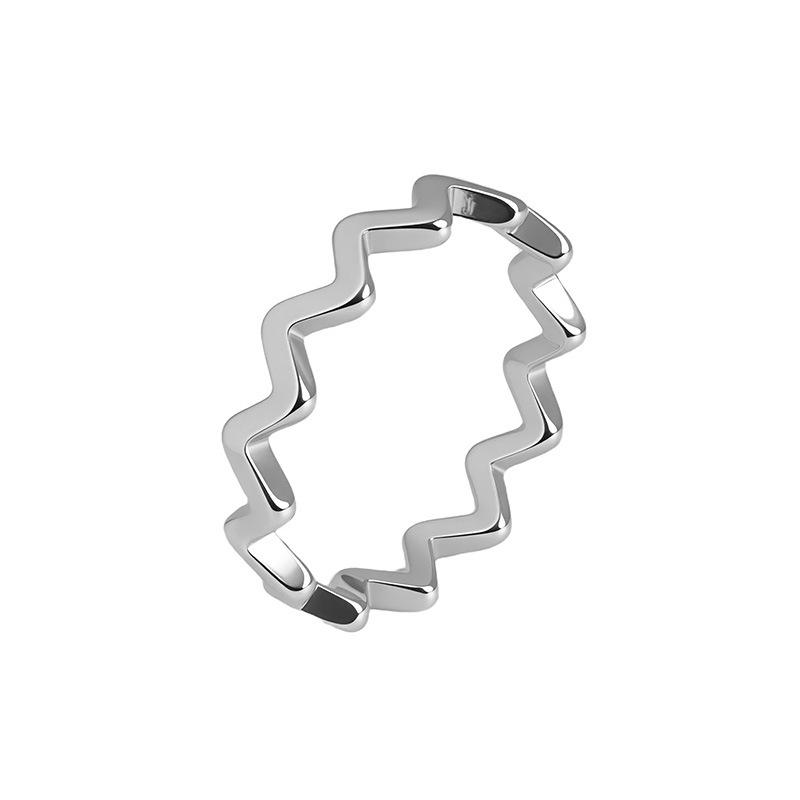 Simple Glossy Plain Circle Wavy Ring for Women, Fashionable Versatile Aperture, Minimalist Style Niche Design Stacked Ring