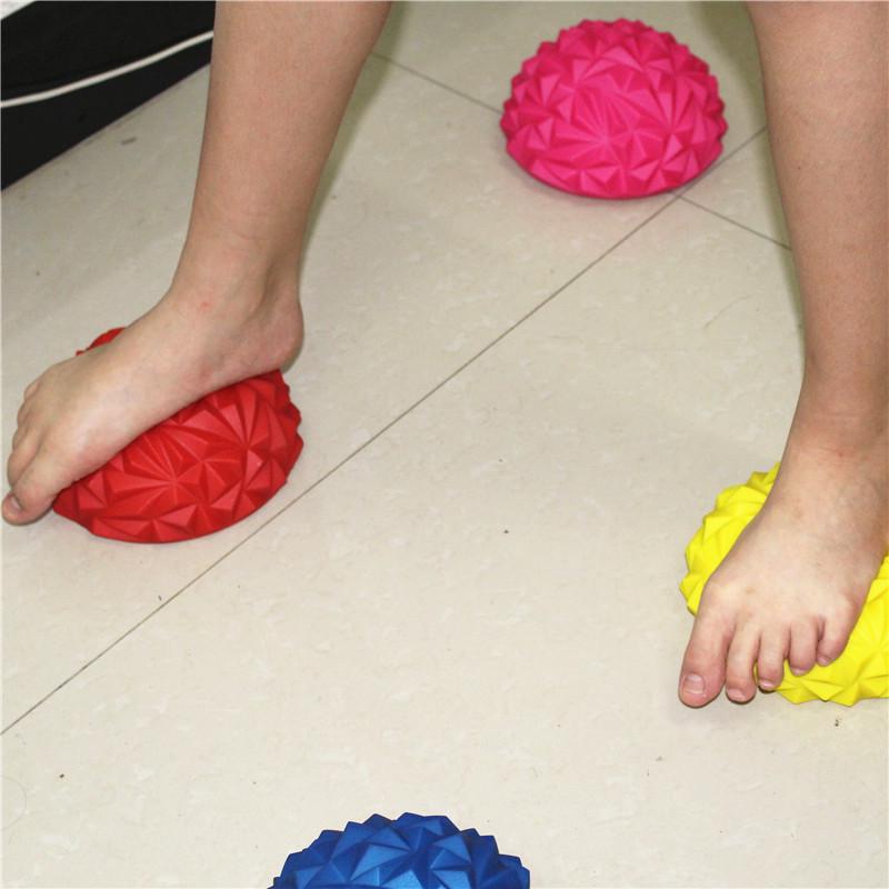 Children's Sensory Integration Yoga Half Ball and Pineapple Foot Massage Ball