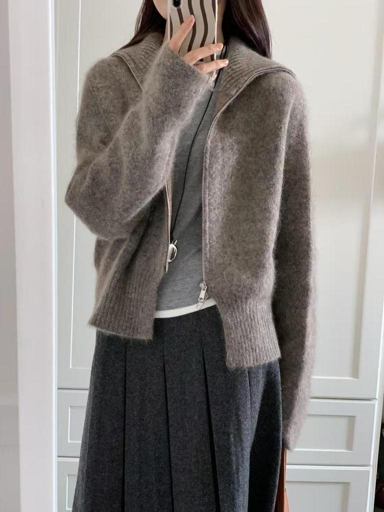 Petite 2026 Autumn/Winter Wool Pleated High-Waisted A-Line Skirt, Slimming Mid-Length Women's Fashion