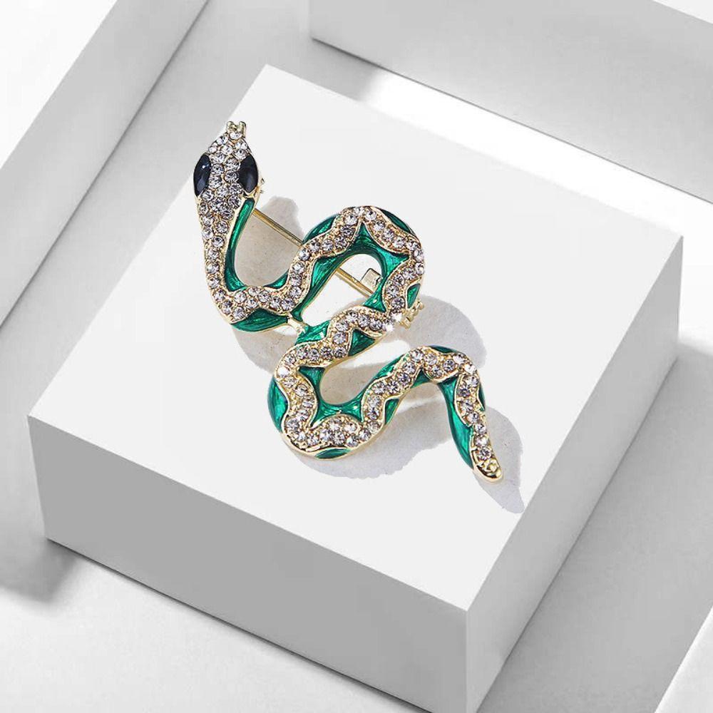 Sparkling Rhinestone Collar Pins Animal Snake Lapel Pin Creative Zodiac Snake Brooch  Office