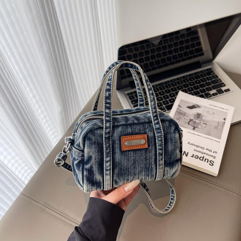 

Washed denim hand carry small bag women s new trendy fashion simple pillow bag spring and summer texture messenger bag синій