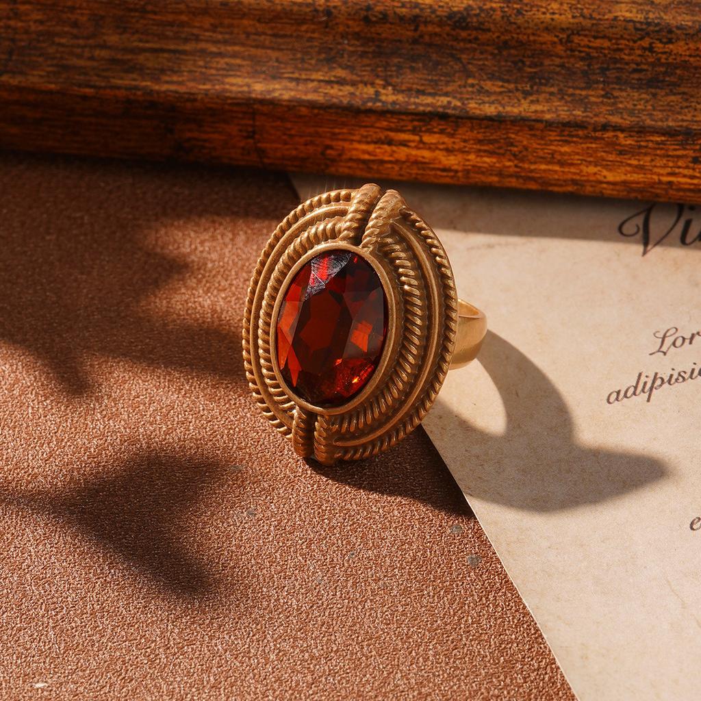 European, American and antique rhombus stud earrings French light luxury oval ring high-end earrings new