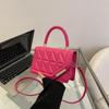 "2023 Trendy Diamond Texture Women's Square Handbag with Chain - Fashionable Shoulder Messenger Bag"