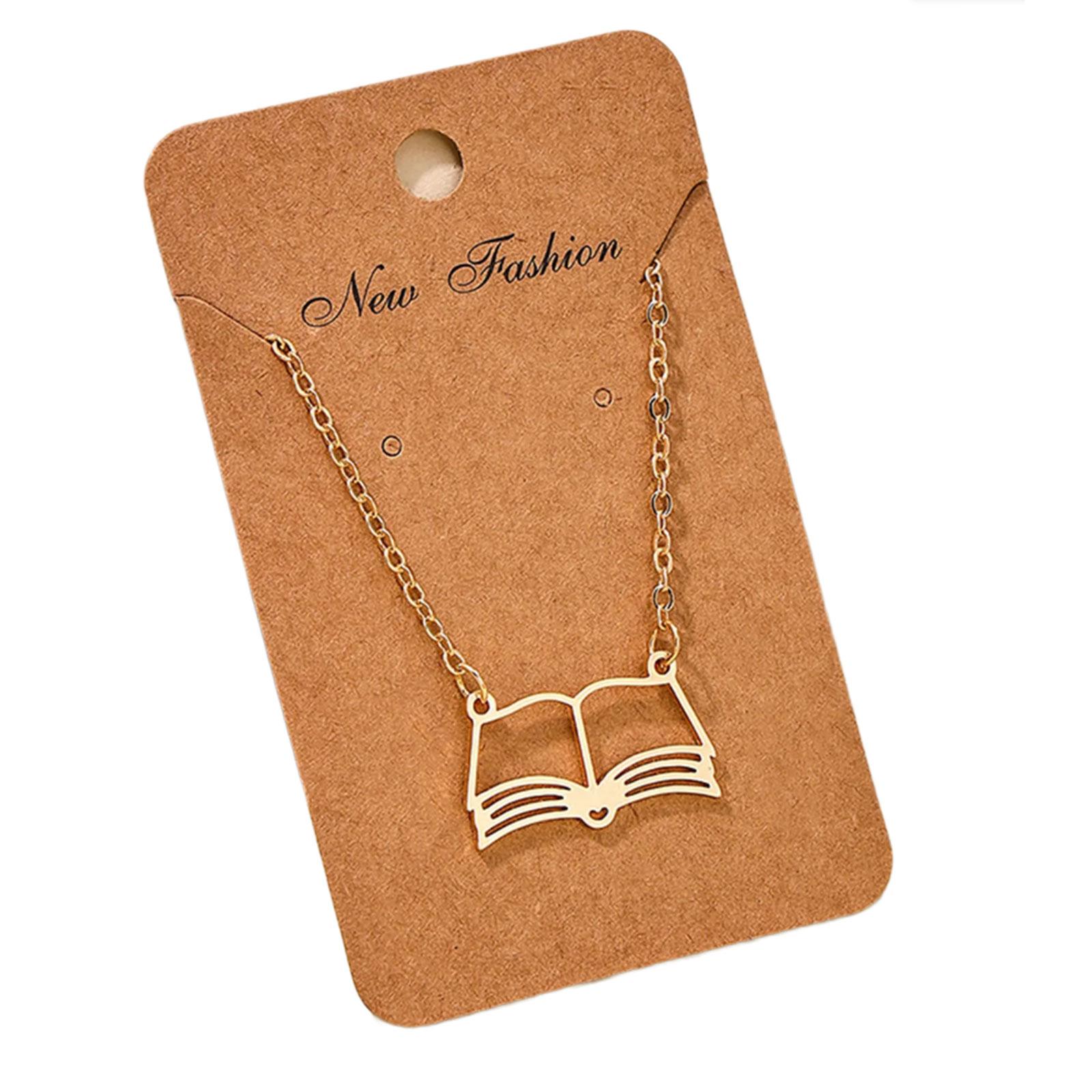 

Ожерелье «Выпускной сезон» с полым кулоном в виде книги. Уникальный и стильный чокер, цепочка для ключицы. Символичный и значимый. золотой