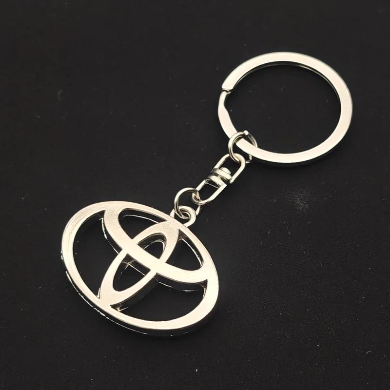 Metal Leather Keyring Car Keychain For Toyota TRD Yaris Rav4 CHR Yaris Prius Avensis Corolla Camry Highlander Hilux Land Cruiser