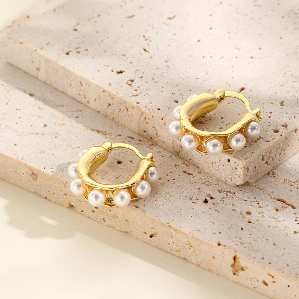Elegant Geometric Imitation Pearl U-Shaped Earrings