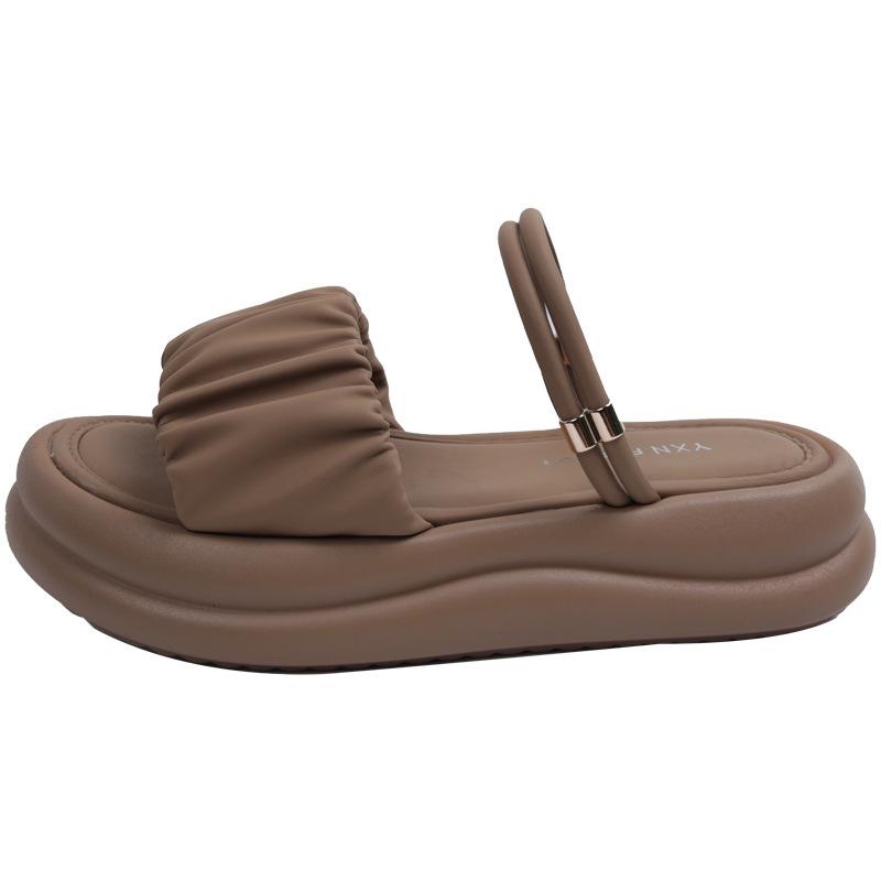 

Two slippers for women to wear in the summer of 2025, new high-end fashion French with skirt, beautiful platform sandals 40