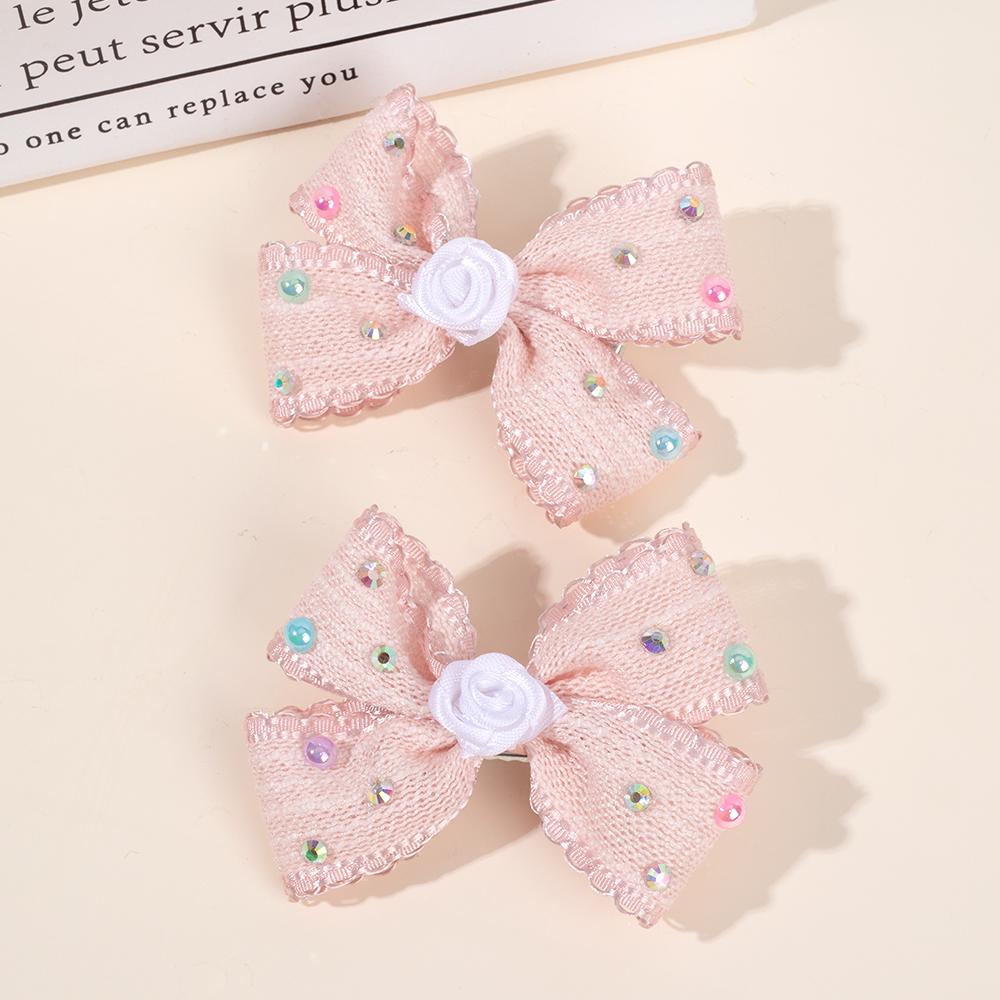 

2 шт. Милая заколка для волос с цветком и бантом, корейские однотонные заколки-невидимки со стразами в виде розы, боковые заколки для волос для девочек, детские аксессуары для головных уборов