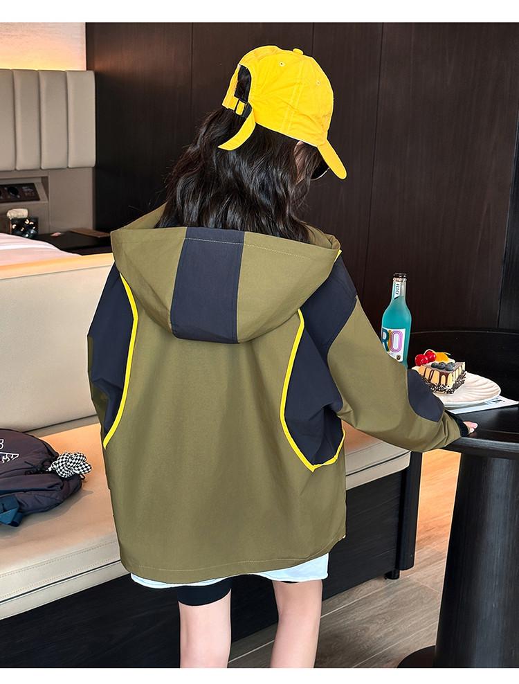 Flickors färgblocksvindjacka - Vår/Höst 2025, Med huva, Vindtät, För mellanstora och stora barn