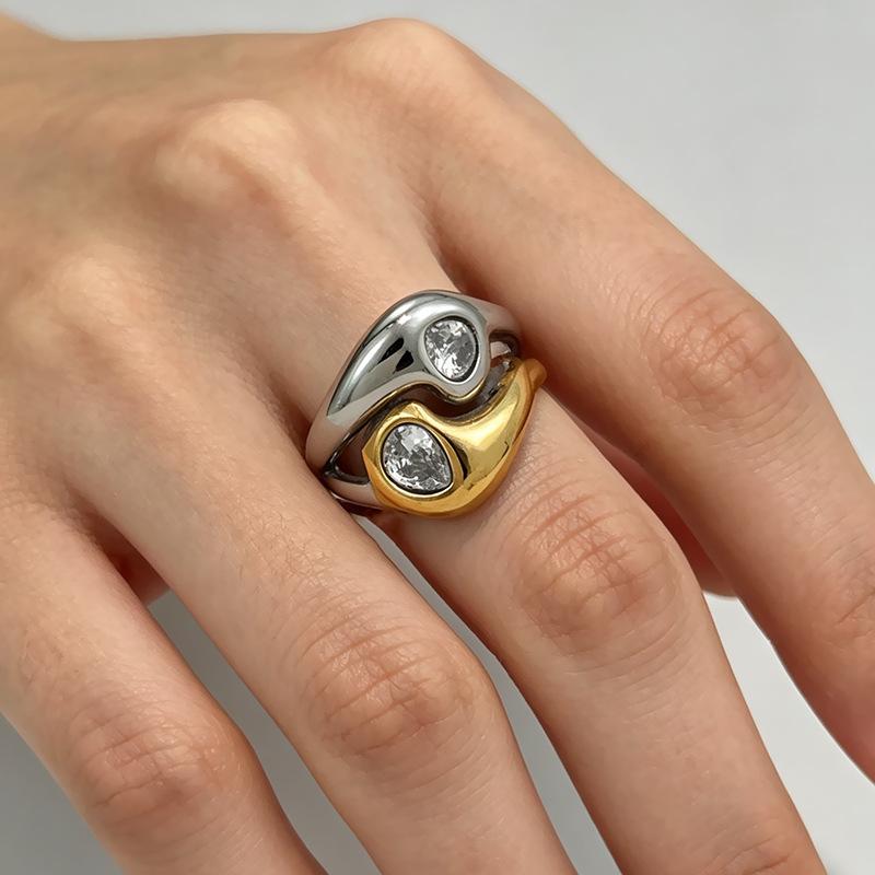 Unique Stainless Steel Zircon Ring Suitable for Women Exaggerated Waterproof Jewelry 18K Gold Plated Ring Gift