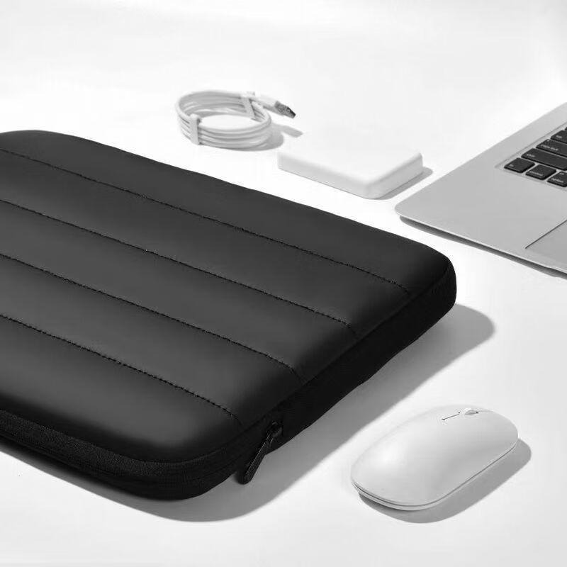 Miękkie etui na laptopa Li Shen