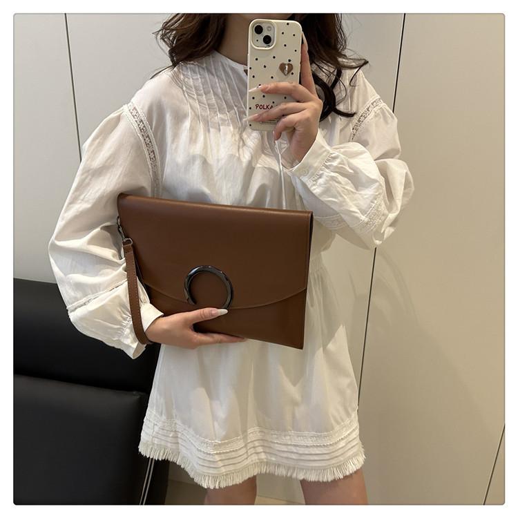 Vintage Damen Umschlag-Clutch-Tasche PU-Leder Große Kapazität Handtasche Mode Halbmond-Schnalle Umhängetasche Elegante Crossbody-Tasche Abendtasche