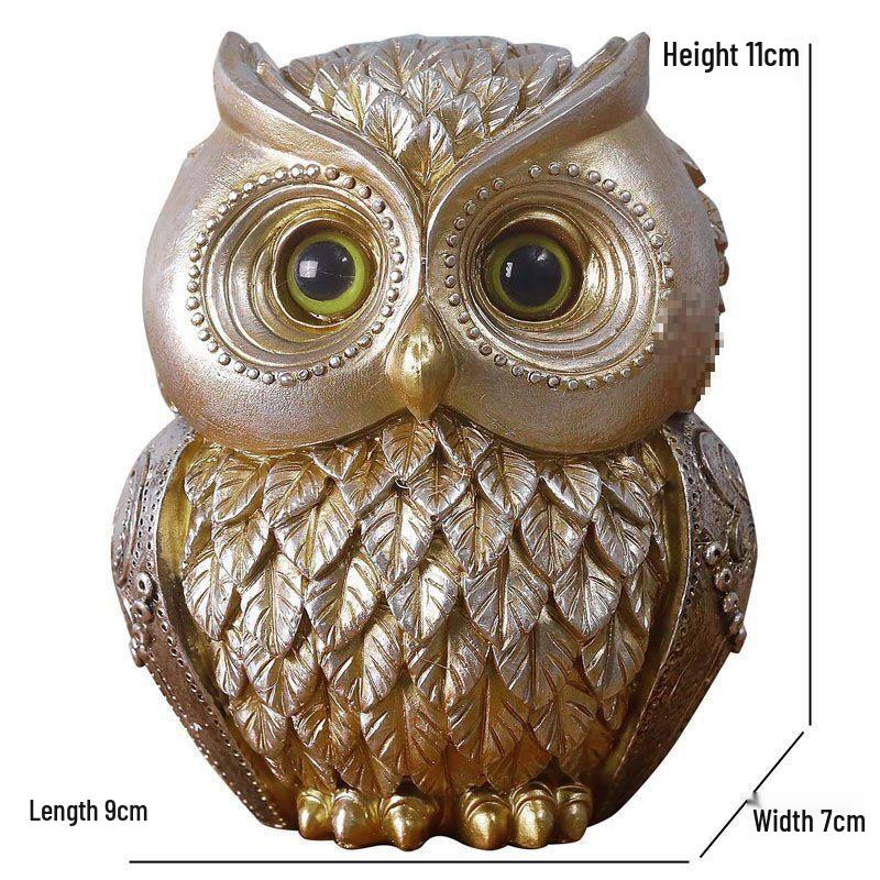 Nordic Retro Owl Figurine: Luxury European-Style Home Decor for Living Room and Entrance Hall.