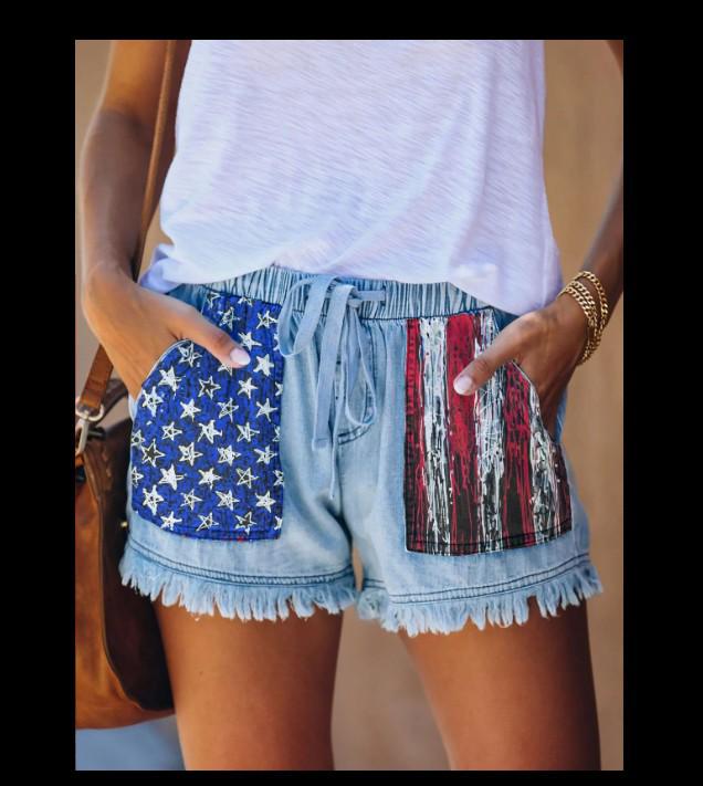 European & American High-Waisted Tassel Denim Shorts - Trendy Women s Fashion Small