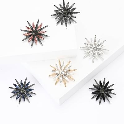 Mode Exquisite Legierung Strass Oktagramm Brosche Temperament Vielseitig Damen Anzug Kleid Korsage Schmucknadel