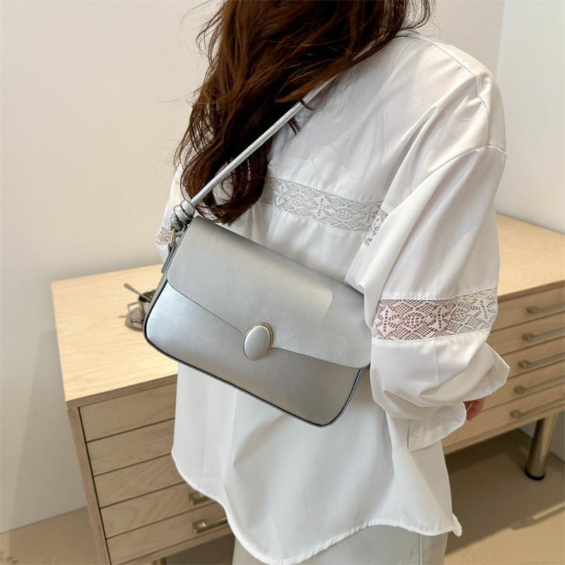 Stylish Korean Small Shoulder Bag For Women 2024 Trendy Chic Casual Crossbody